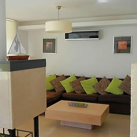 Islamlar Sleeps 10 Pool Air Con Wifi Vilă Islamlar (Mediterranean)